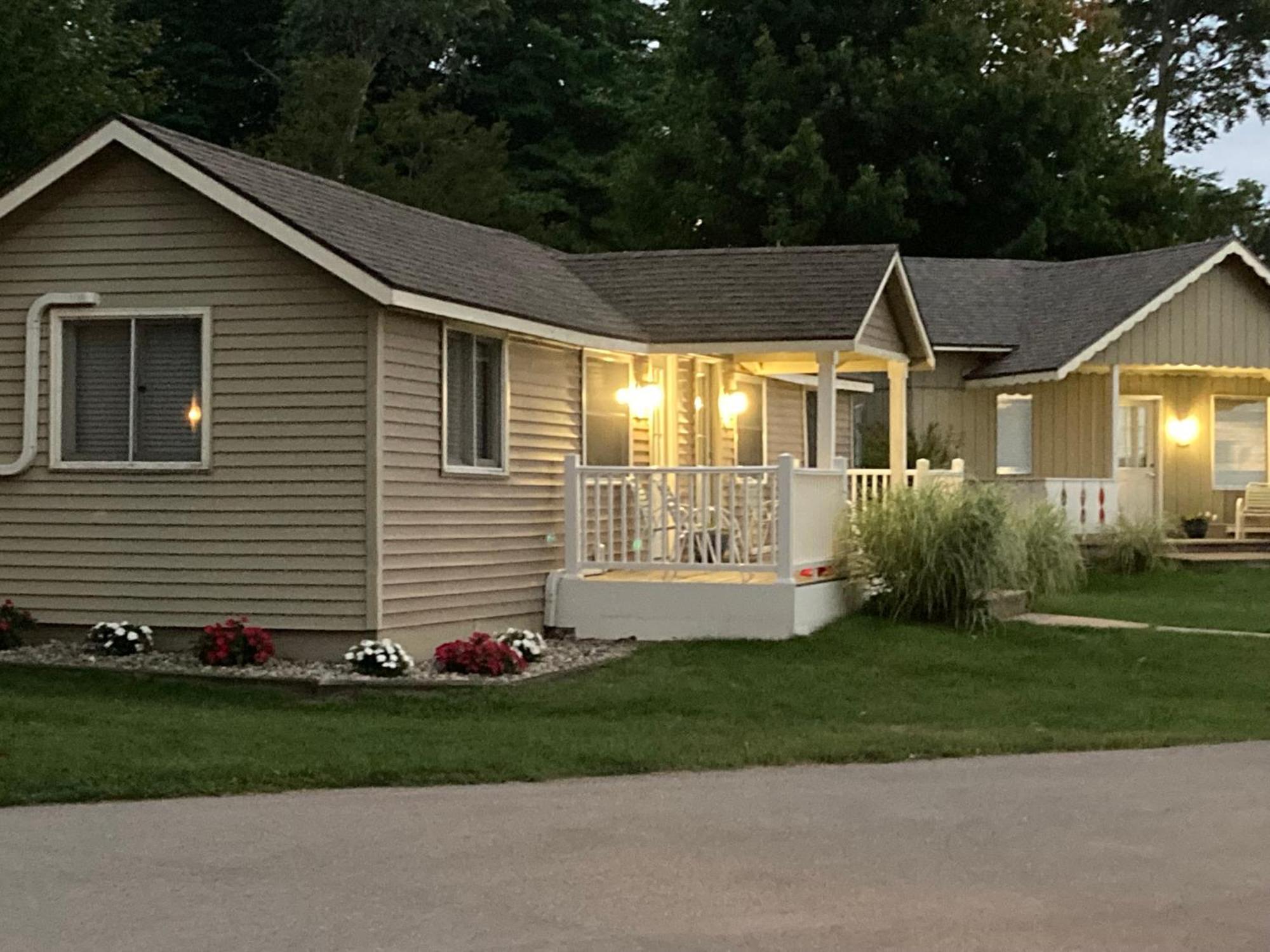 Michillinda Lodge Resort Whitehall Exterior foto